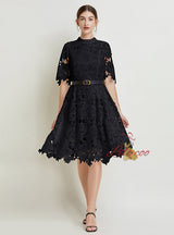 Spliced Lace Slim Waist Solid Color Dress