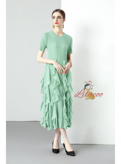 Short-sleeved Slim Ruffled Round Neck Dress