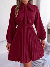 Long-sleeved Silm Waist Pleated Dress