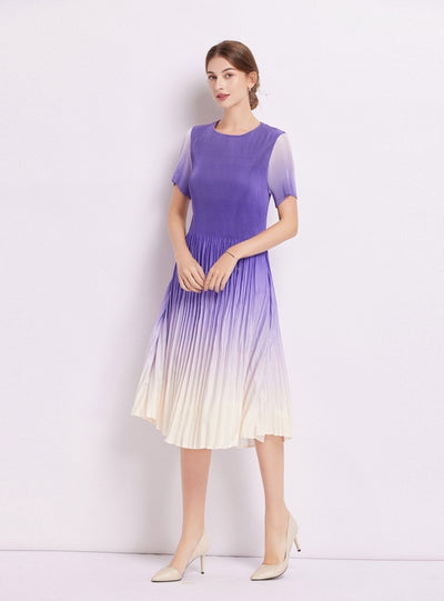 Round Neck Short Sleeve Printed Pleated Dress