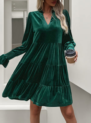 Long-sleeved V-neck Solid Color Velvet Dress