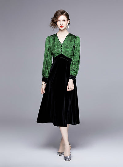 Retro Long-sleeved Printed V-neck Beaded Velvet Dress