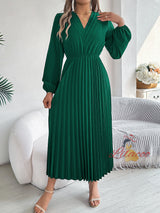 V-neck Long-sleeved Pleated Dress