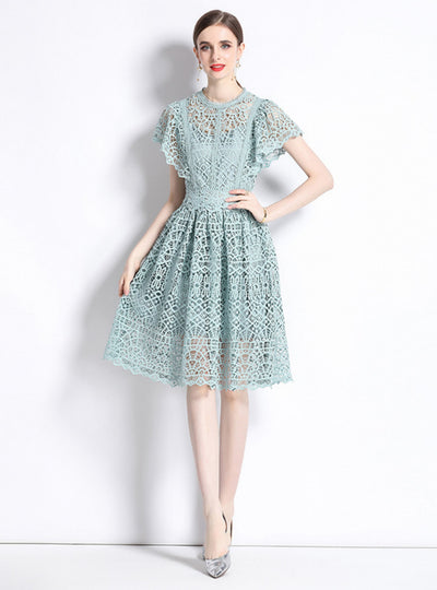 Lace Openwork Flying Sleeve Silm Waist Dress