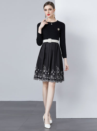 Black Knitted Stitching Printed Pleated Dress