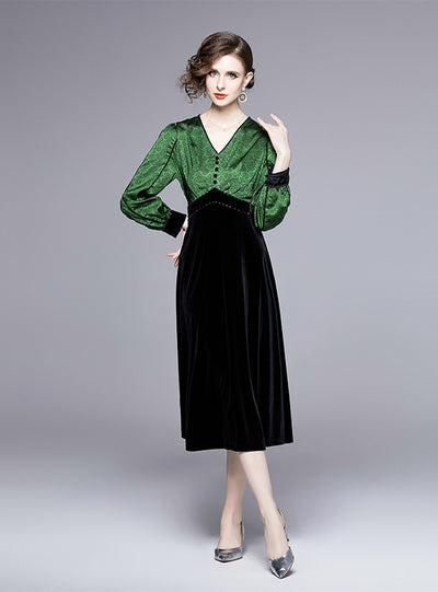 Retro Long-sleeved Printed V-neck Beaded Velvet Dress