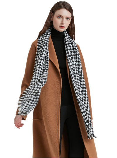 College Wind Houndstooth Scarf