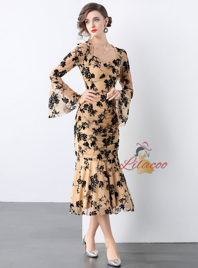 Women Slim Long-sleeved Lace Dress