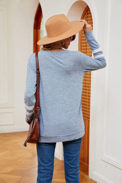 V-neck Contrast Stitching Long Sleeve T-shirt