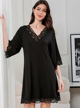 Lace V-neck Loose Nightgown