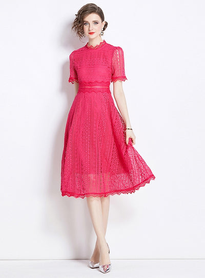 Short-sleeved Silm Waist Lace Dress