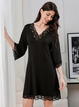 Lace V-neck Loose Nightgown