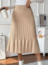 Slim Autumn and Winter Solid Color Pleated Skirt