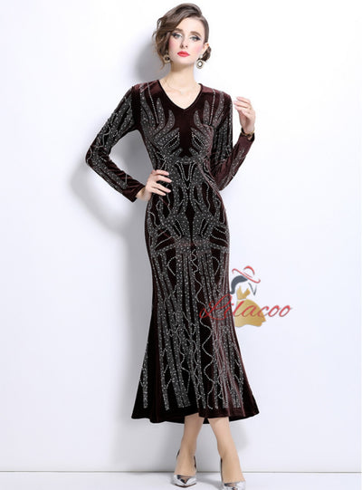 Hot Drilling Long Sleeve V-neck Velvet Dress