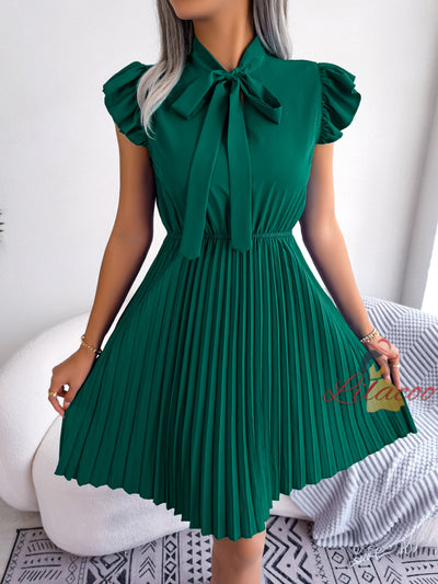 Pleated Silm Waist Big Swing Dress