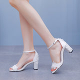 7 cm Flower Beaded Thick Heel Square Sandals