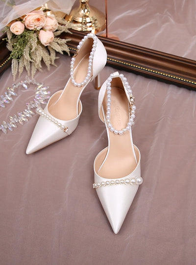 Hollow Pointed Thin-heeled Pearl Sandals