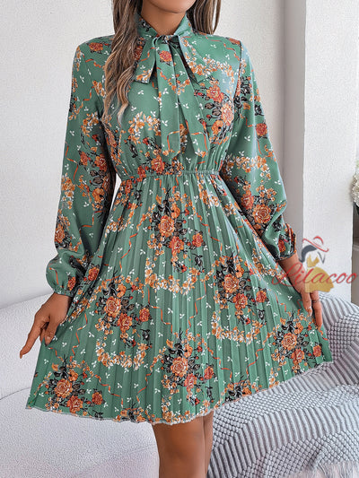 Flower Silm Waist Long Sleeve Pleated Dress