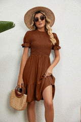 Pleated Solid Color Short Sleeve Slim Dress