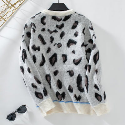 Women Leopard Jacquard Sweater