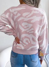 Women Long-sleeved Knitted Sweater