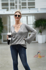 V-neck Loose Solid Color Pullover Sweater