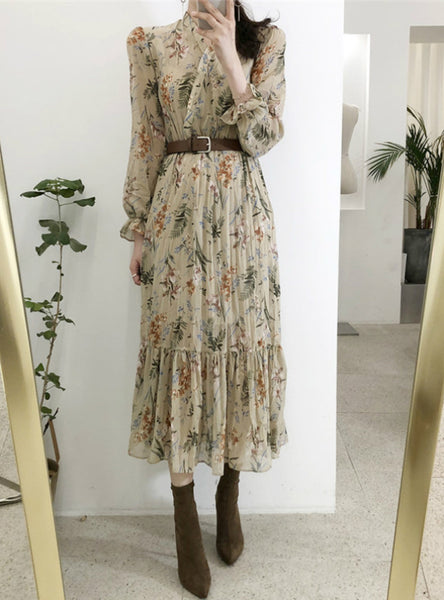 Elegant V-neck Floral Printed Flare Sleeve Dress