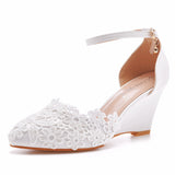 Lace Pointed High-heeled Wedding Shoes