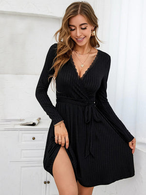 V-neck Stitching Knitted Long Sleeve Dress