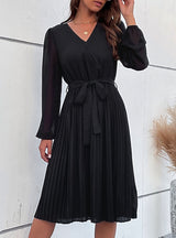 Long Sleeves V-neck Pleated Dress