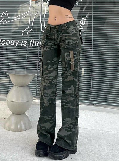 Camouflage Multi-pocket Stitching Jeans