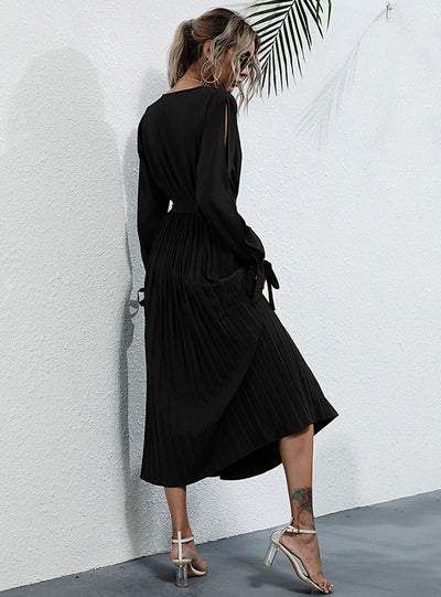 Long Sleeve V-neck Pleated Dress