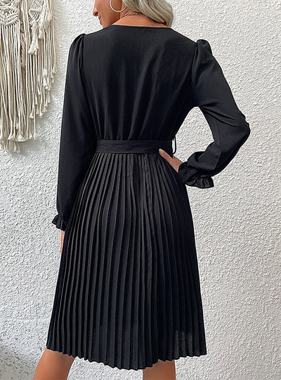 Long-sleeved Lace-up Pleated Dress