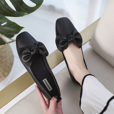 Flat-bottomed Shallow Bow Shoes