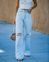 Light-colored Casual Holes Jeans