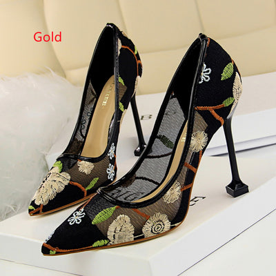 Embroidered Lace Mesh Hollow Shoes