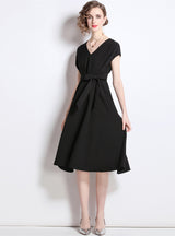 Tie-up Waist Design Solid Color Dress