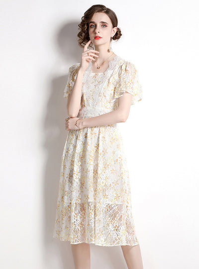 Retro V-neck Bubble Sleeve Short Sleeve Lace Dress