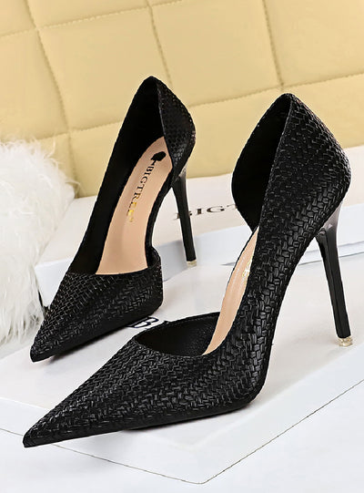 Shallow-pointed Snake-shaped High Heels