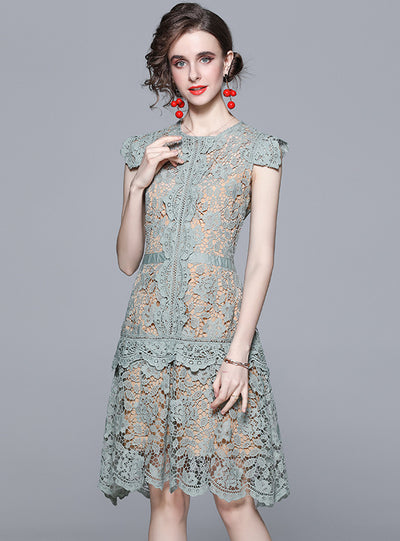 Lace Irregular Flying Sleeve Slim Dress